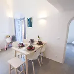 Twin Cave House *